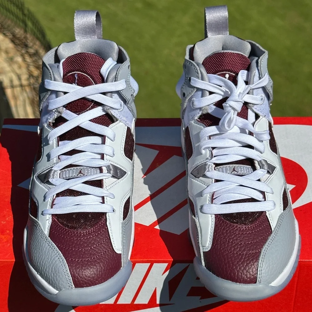 NEW Nike Big Kid Jumpman Two Trey Casual Sneaker - US Youth 4Y